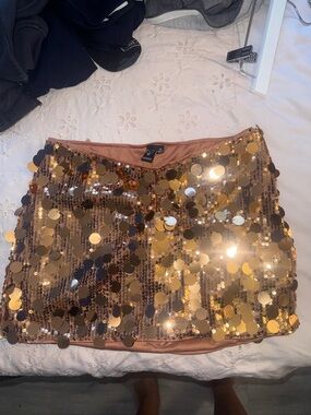 Windsor Gold Sequin Mini Skirt